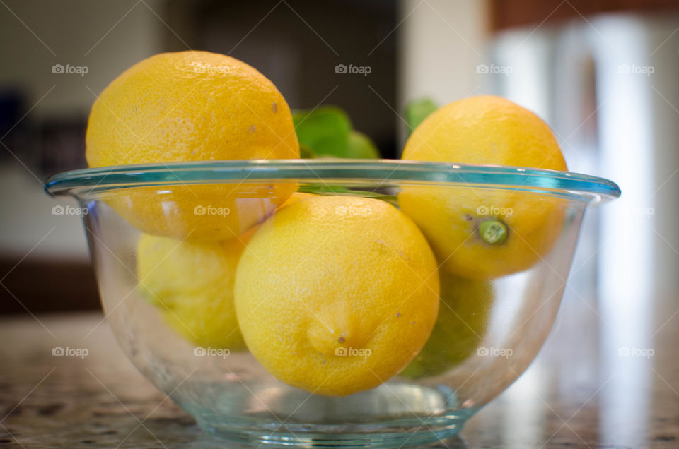 Lemons- organic lemons in a bowl
