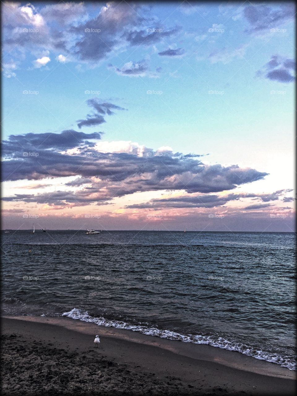 I’d like more pink in this evening summer sky ❤️