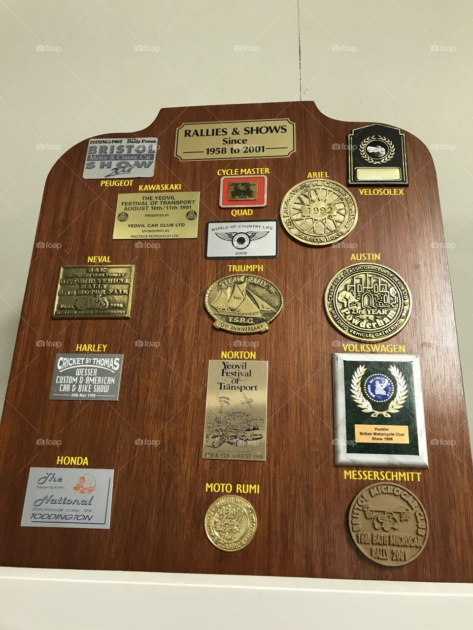 Inscriptions of Classic Car rallies, for enthusiasts of both motorbikes and cars of distinction in the UK.