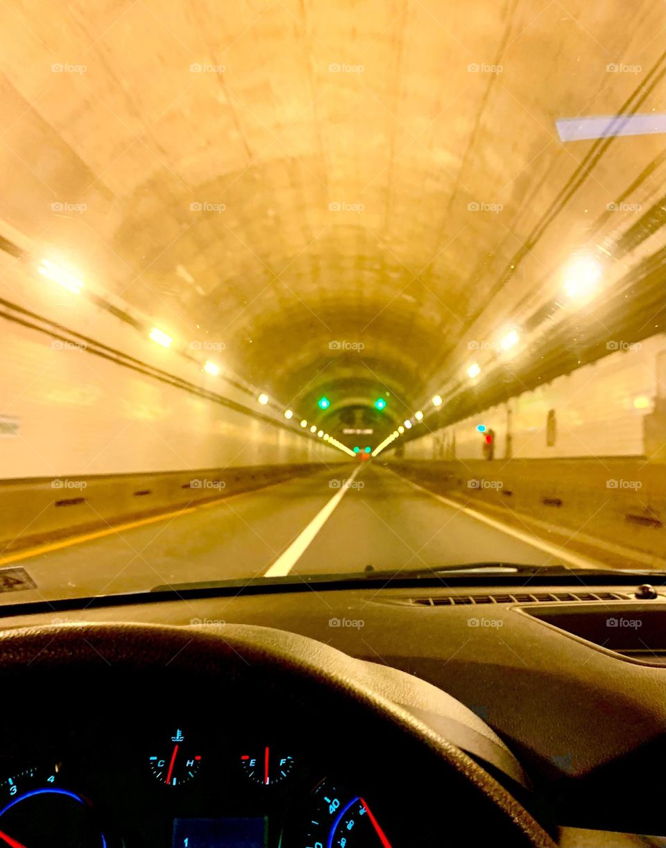 Underwater tunnel