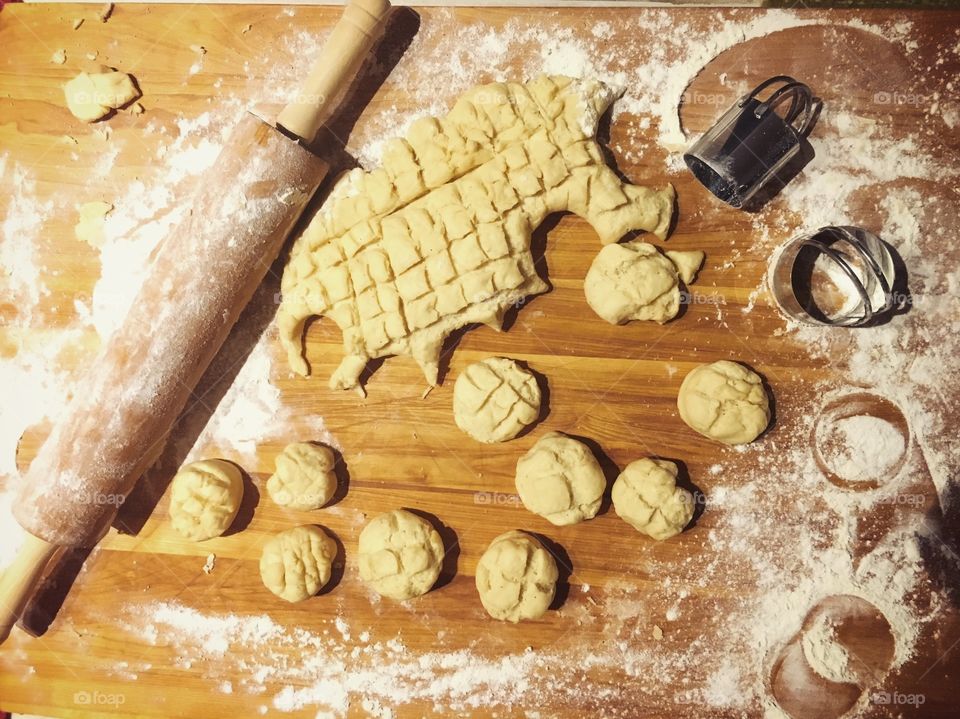 Preparing biscuits
