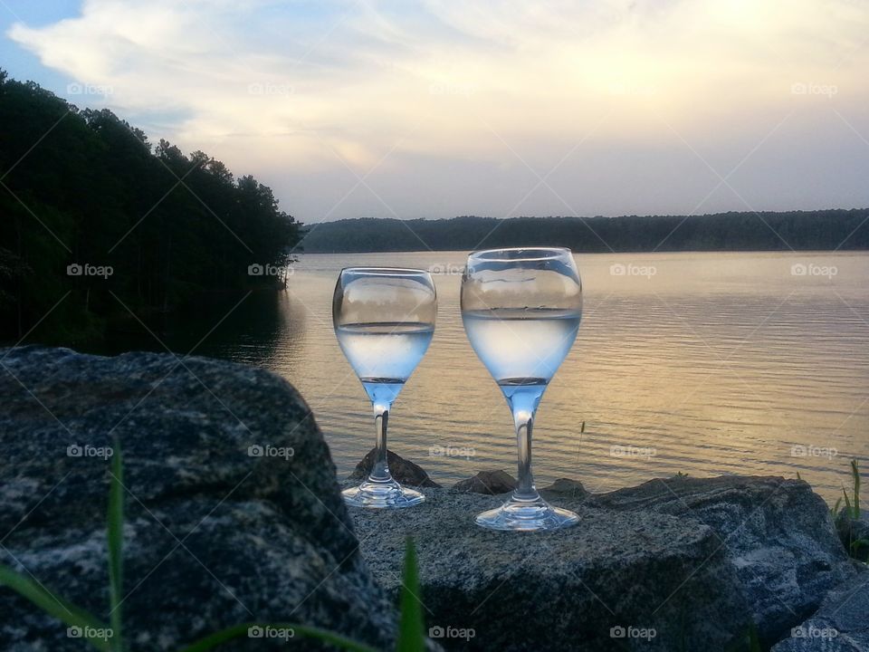 Drinks On The Lake