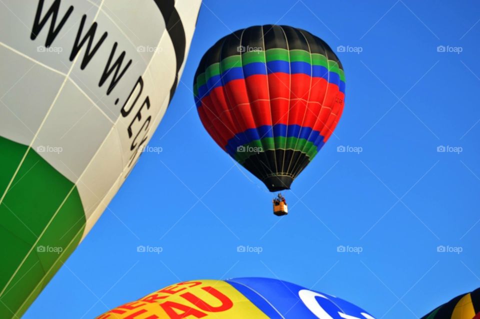 hot air balloon 🎈 