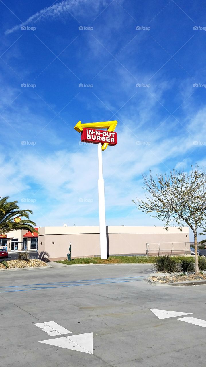 In N Out sign