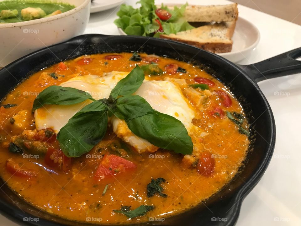 Zoom like want to taste colorful fusion food