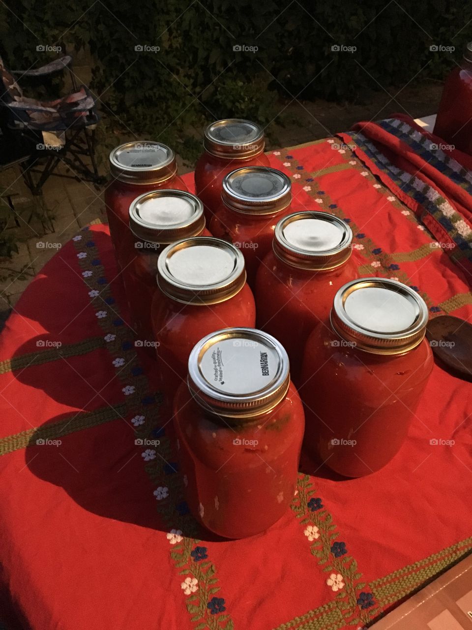 Home canning tomatoes 