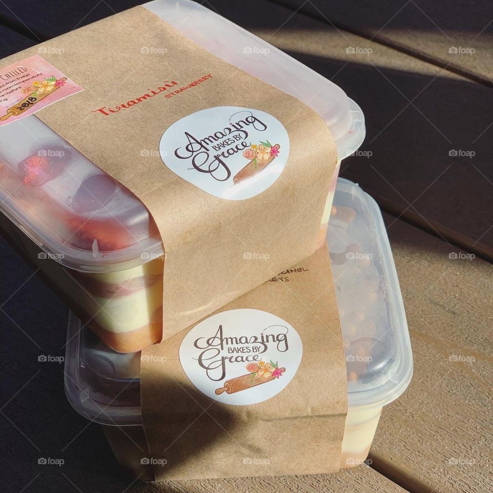 Strawberry and salted caramel baileys tiramisu