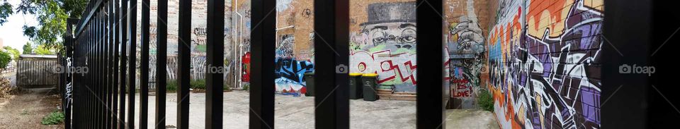 love is on the walls