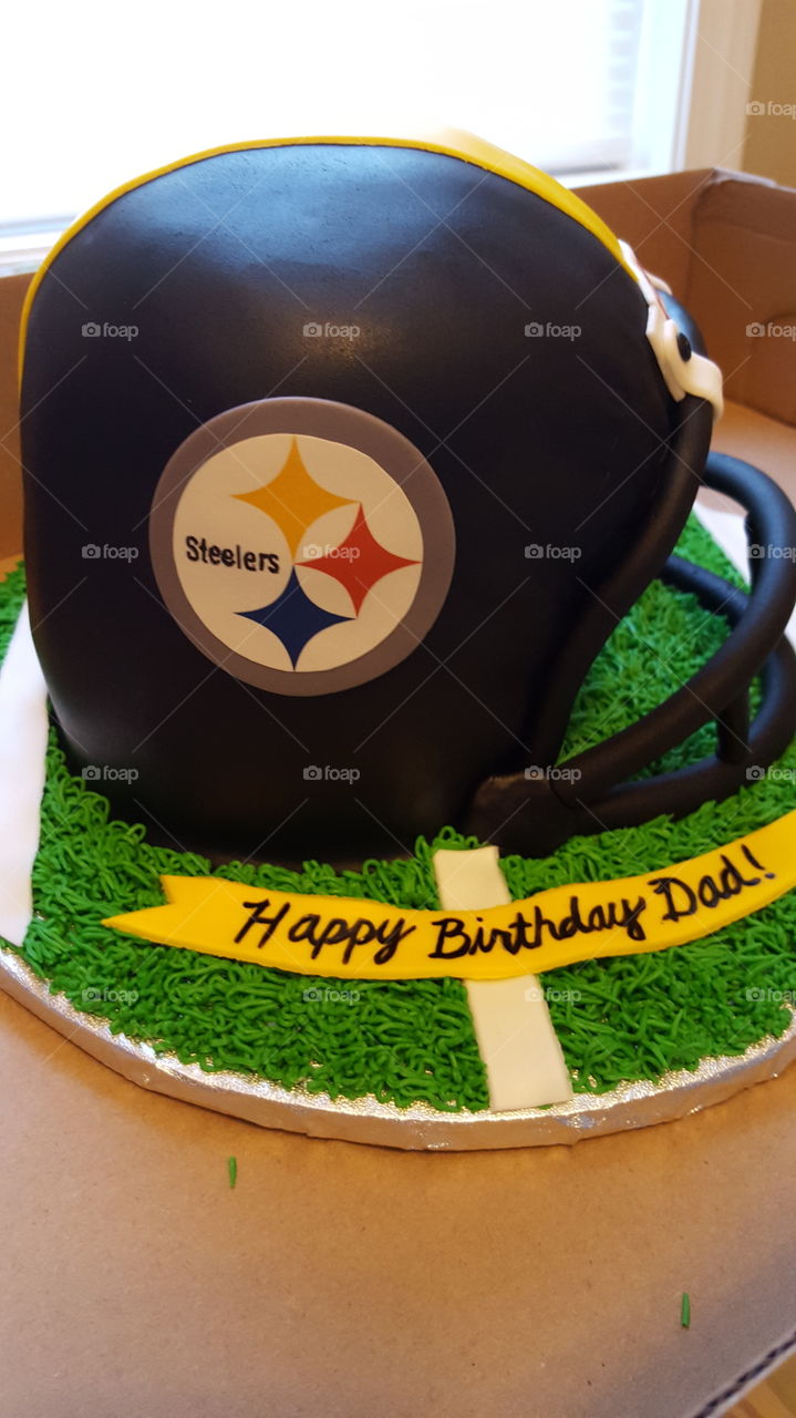Pittsburgh Steelers Cake