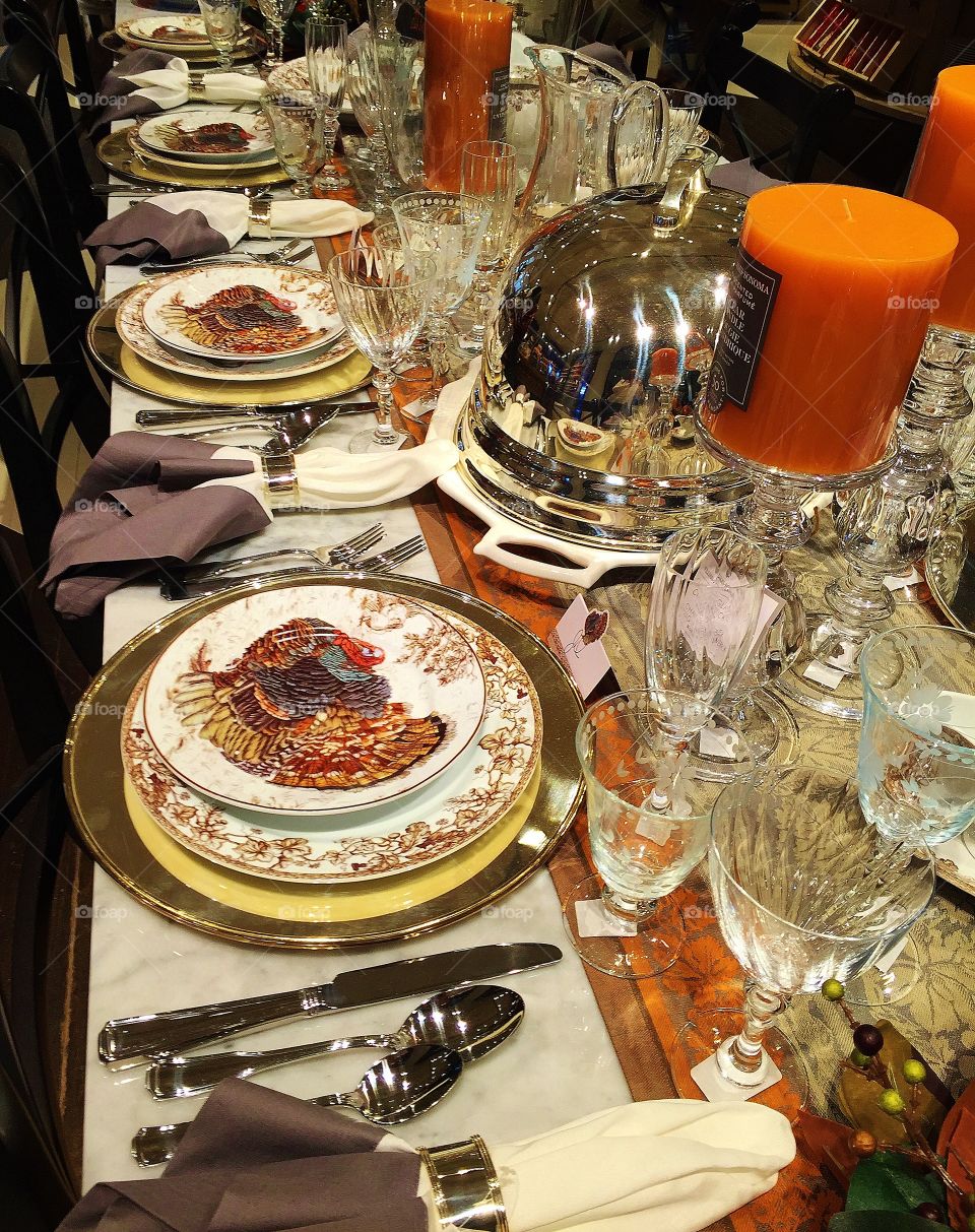 Thanksgiving dinner table