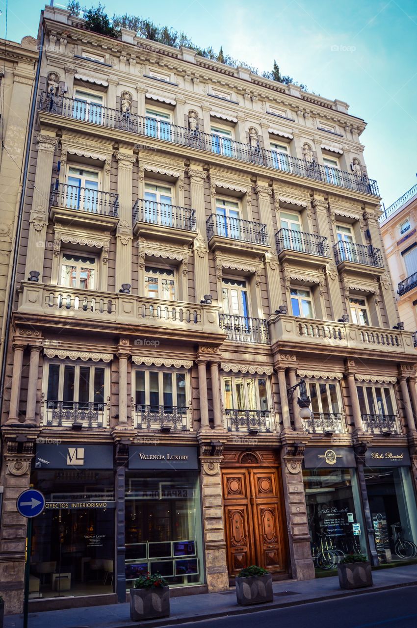 Casa Martorell, calle de la Paz 24 (Valencia - Spain)