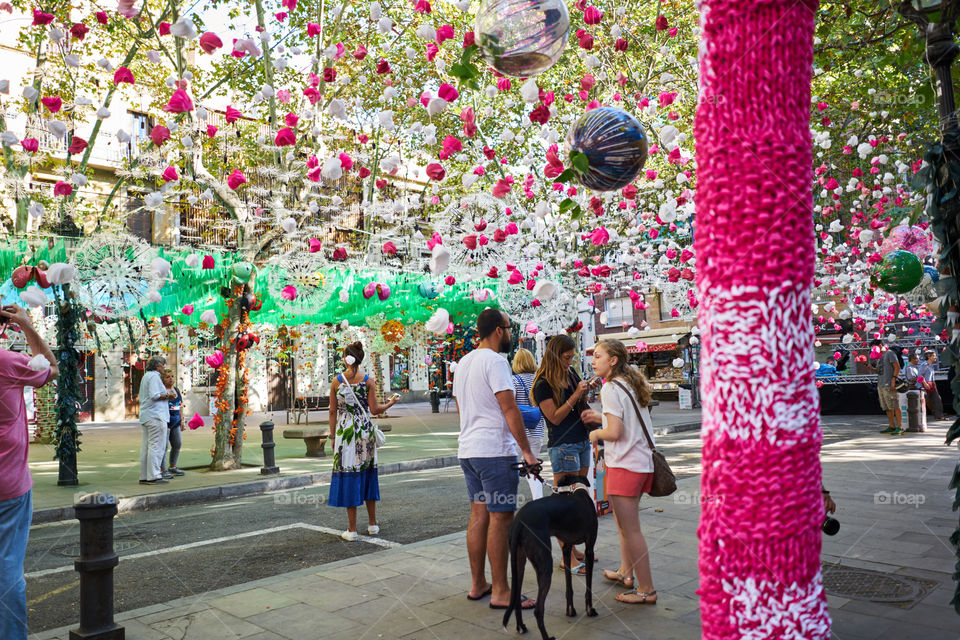 Blossom
Barrio de Gracia. Primer día de Fiesta. Listos para el verdicto del jurado