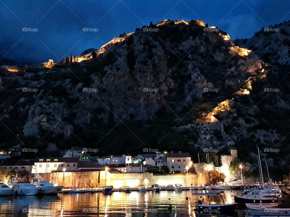 Lights in the harbour