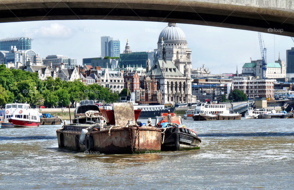 london boats river thames by llotter