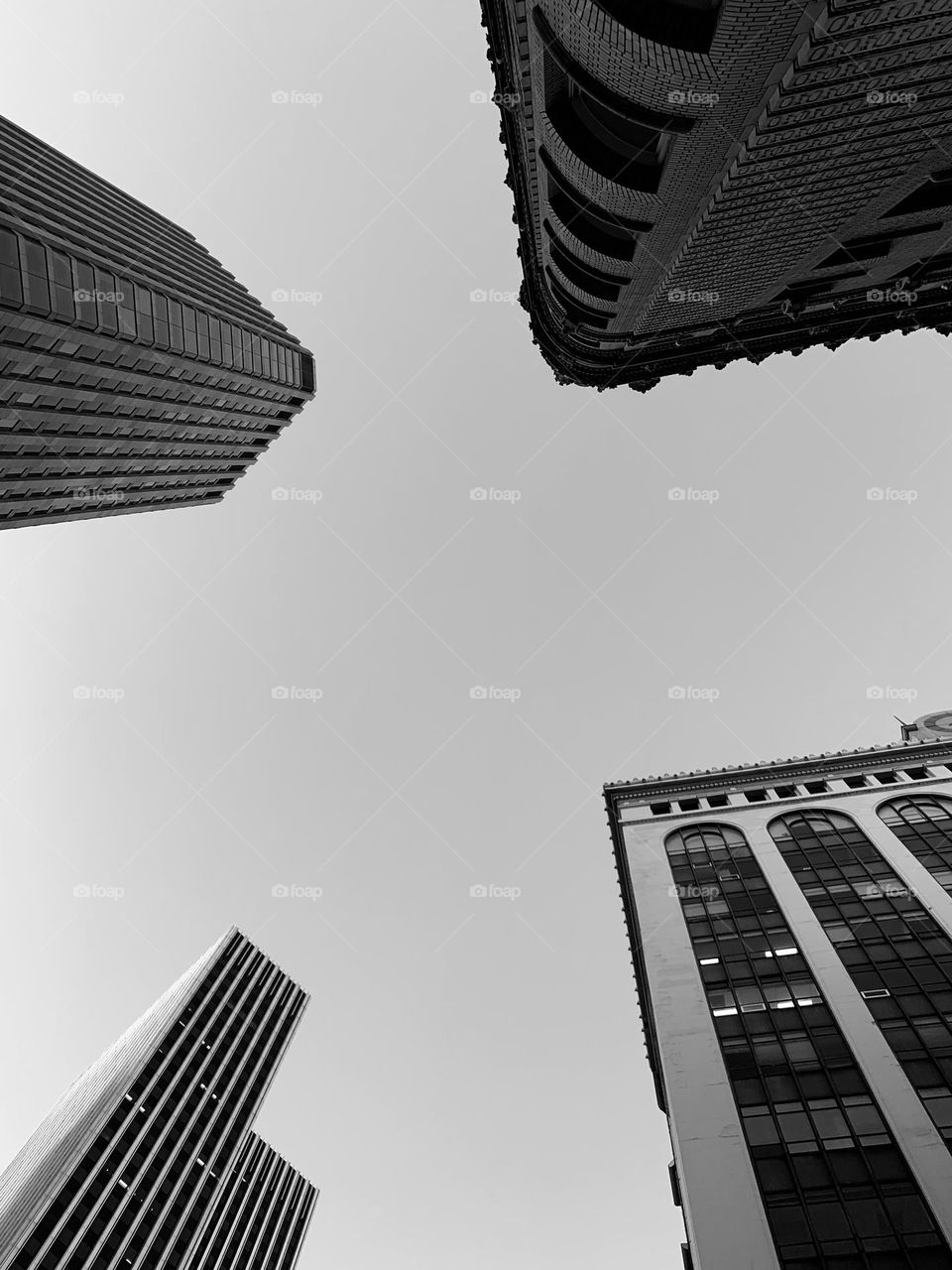 B&W: buildings in the sky in black and white 