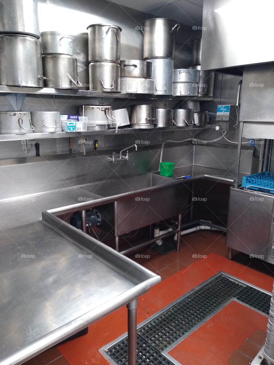 Professional Stainless Steel Pot washing station at the biggest and most successful Irish restaurant in the world