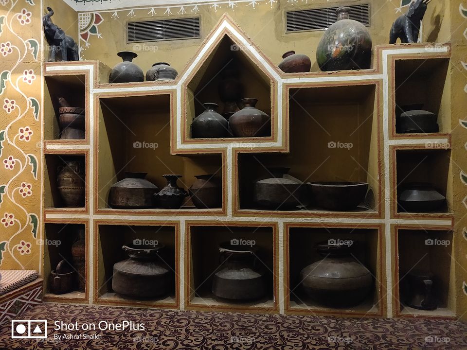 Beautiful Art creation with old utensils of food