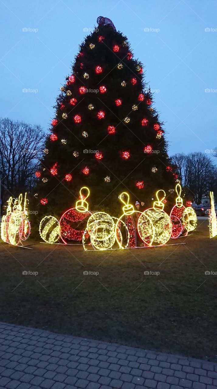 Christmas tree decorations