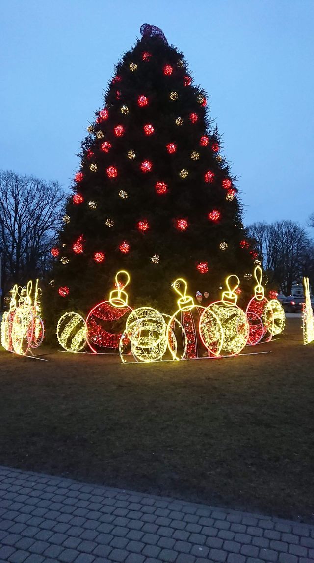 Christmas tree decorations