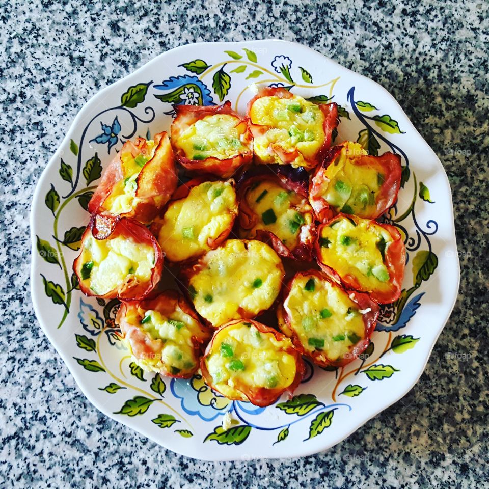 Omelette and Ham cups