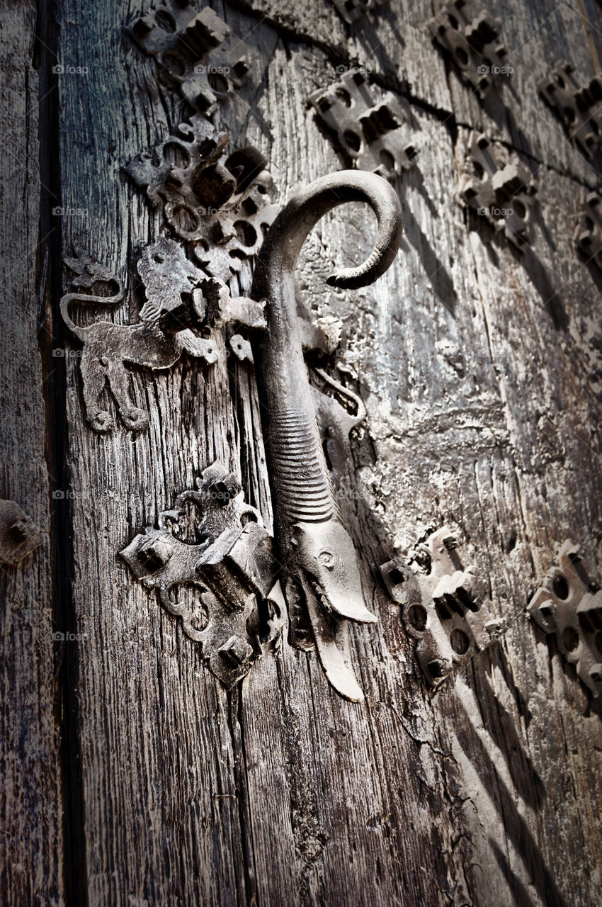 Aldaba. Aldaba (Albarracin - Spain)