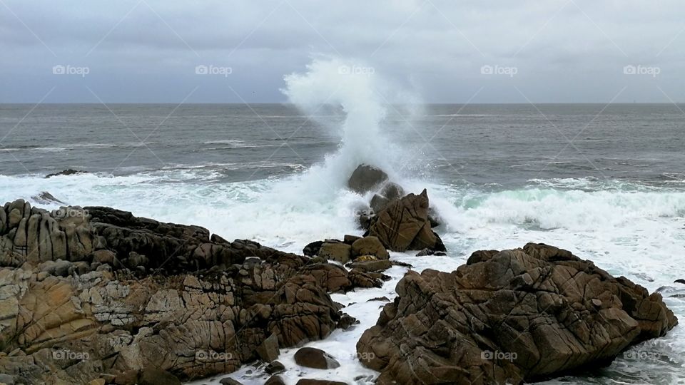 Wave breaking rock