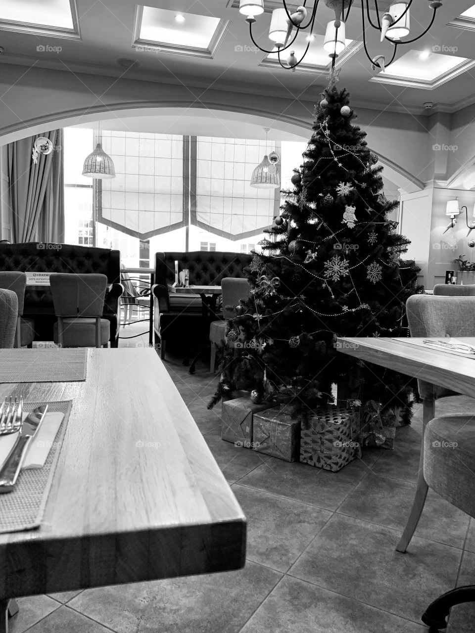 Christmas tree in a cafe