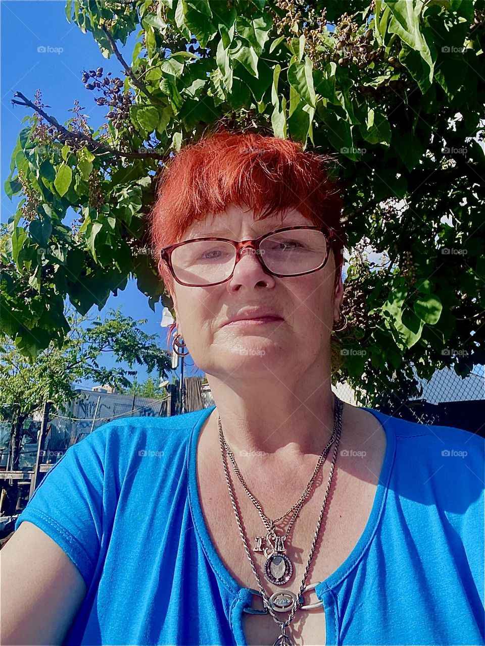 This is me, “Petra Schiller” a.k.a. “Maxine Firefox” a.k.a. “Maximiliane Feuerfuchs” enjoying this warm sunny Indian summer day in early October 2023 aboard “Salvation”, the “28 ft 1969 Luhrs” cabin cruiser that we call home. Hypnotic Productions