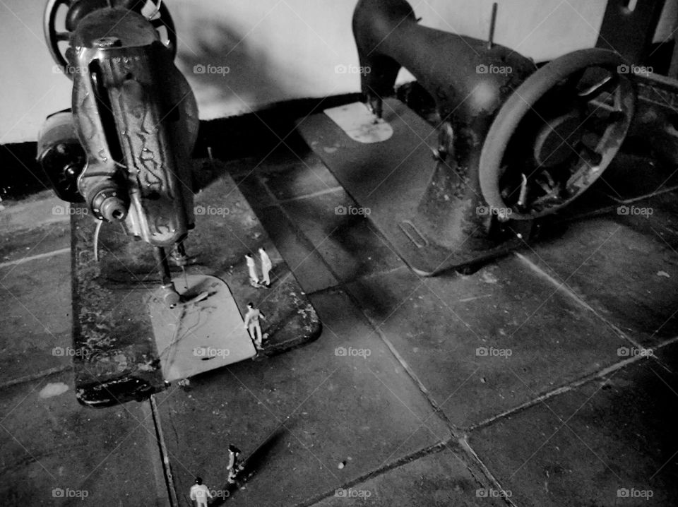 The world of Liliput, sewing machine