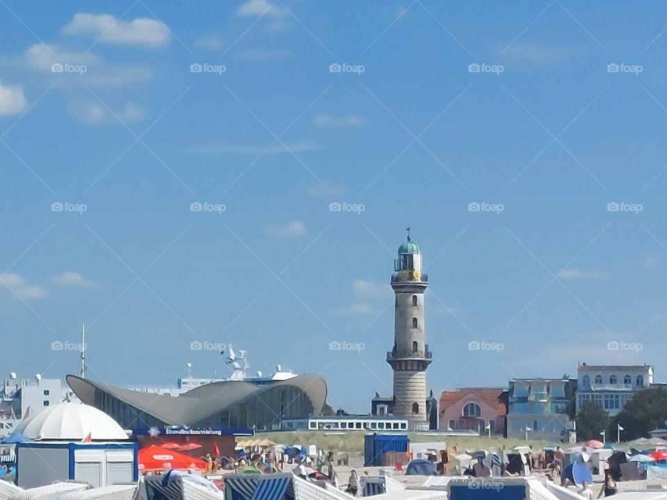 Warnemünde ,Leuchtturm ,ein schöner Tag ,Freizeit