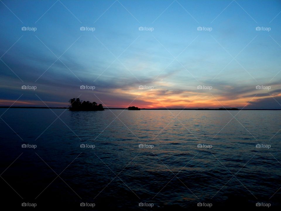 Beautiful sunset on lake Hartwell