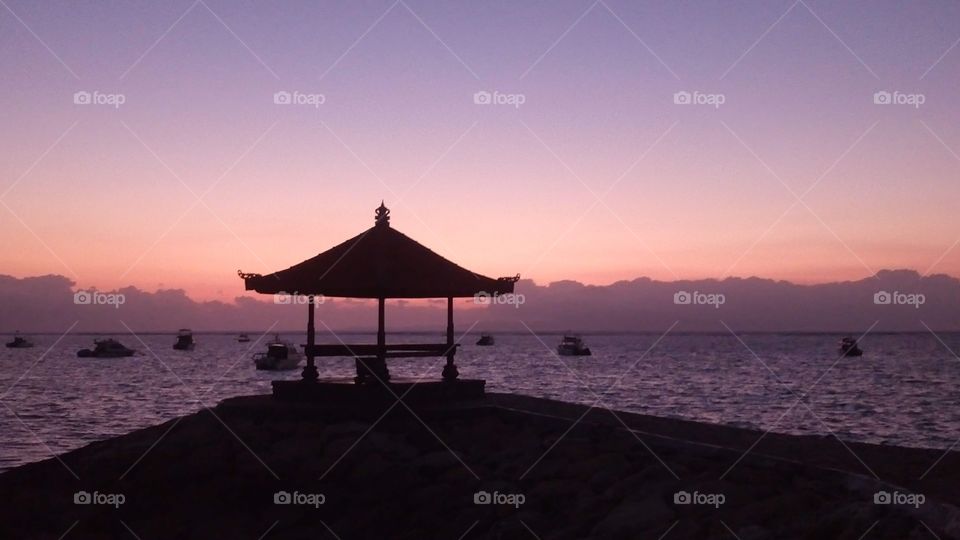 Sunrise ☀️🟣🌅 Place for meditation