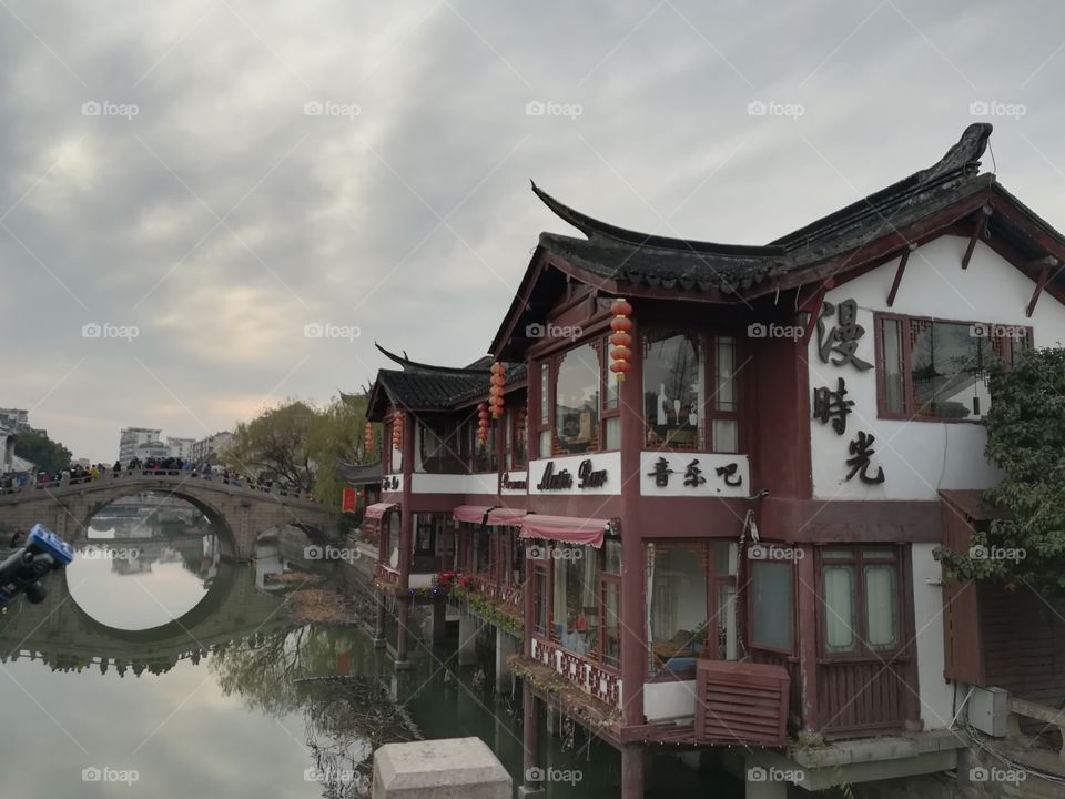 China town qi bao shanghai water reflection