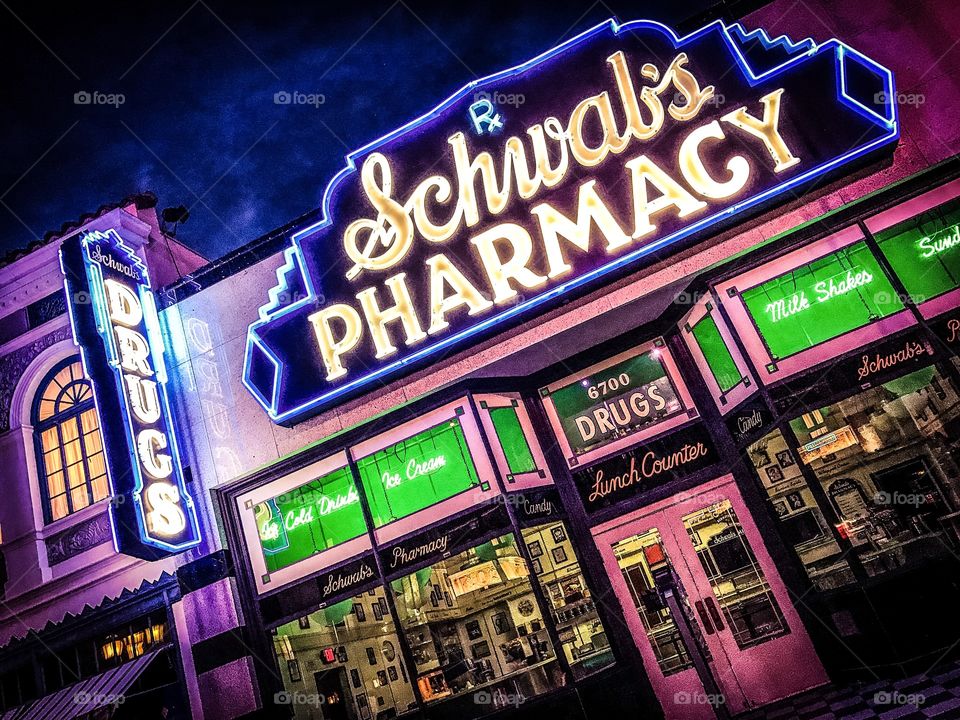 Schwab Pharmacy, where stars could be discover, prescriptions filled or a soda could be conjured up by the jerk behind the counter. 