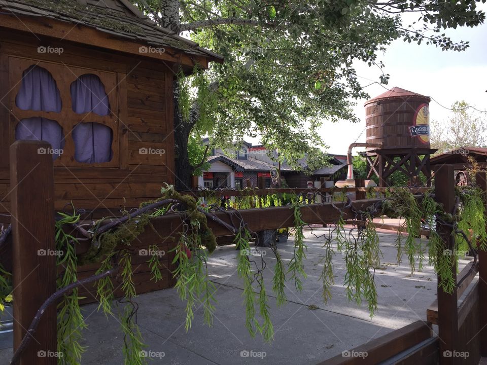 Fairy Homes & Gardens. Gardner Village, in West Jordan, Utah. @chelseamerkleyphotos Copyright © CM Photography. May 2019. 