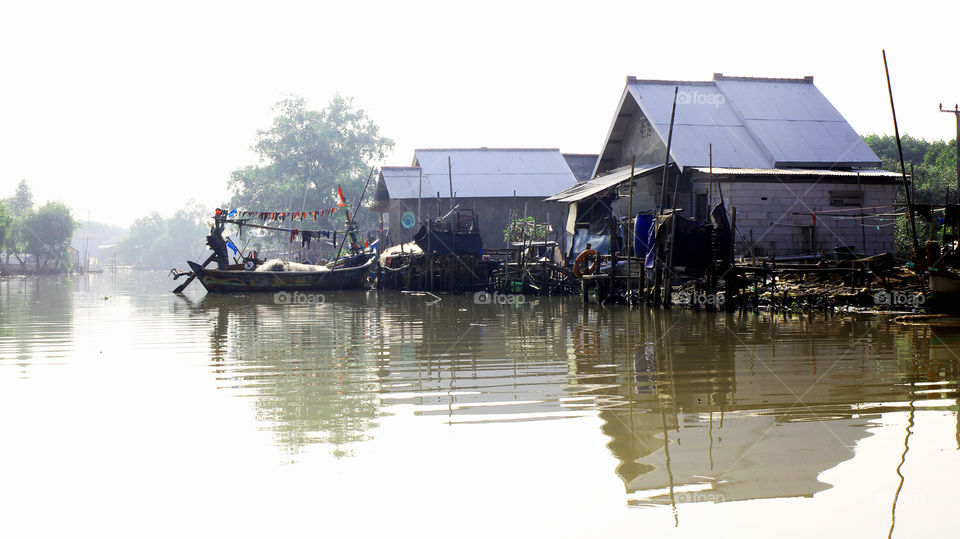 kampung nelayan disiang hari