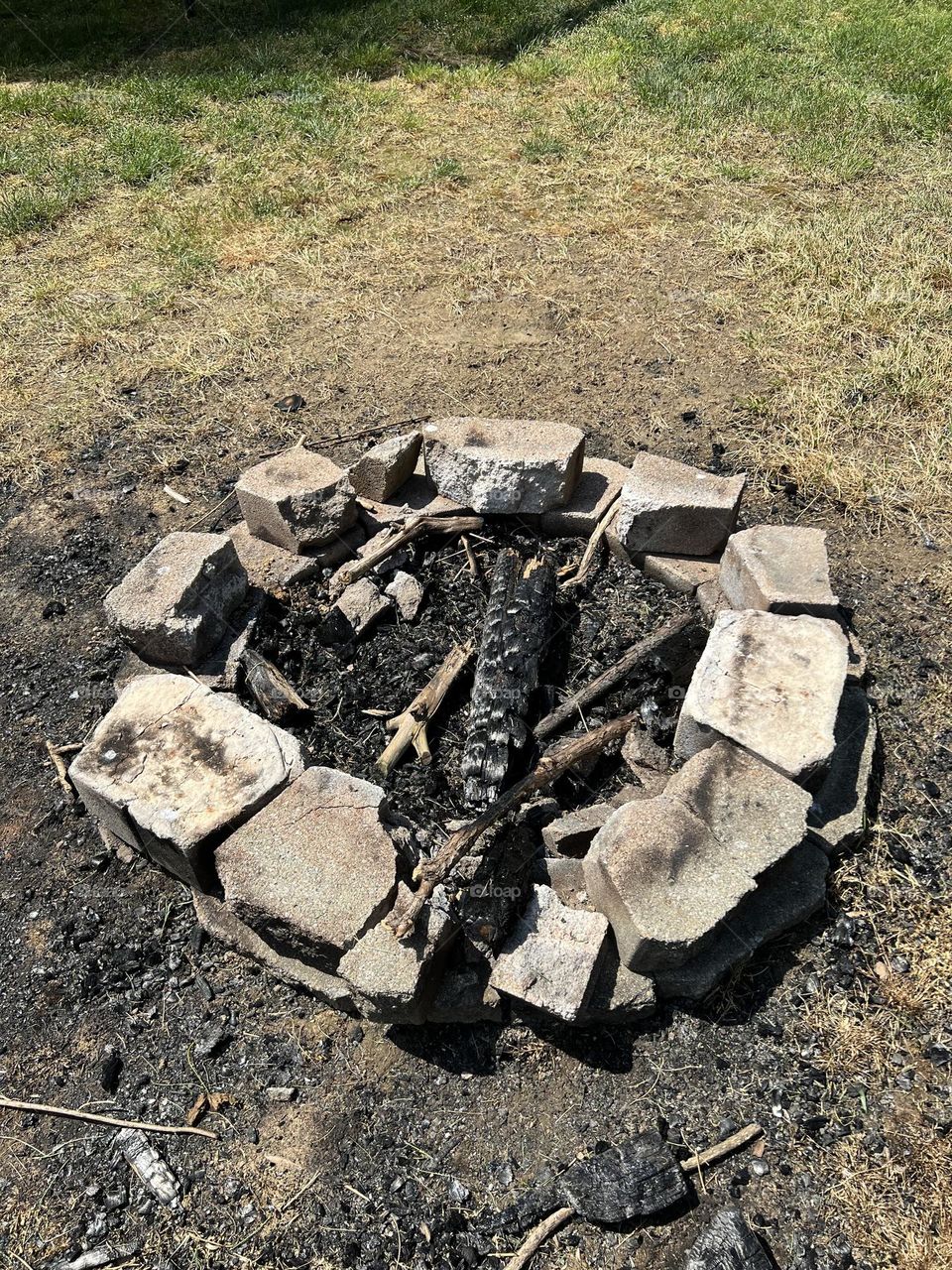 Fire pit 