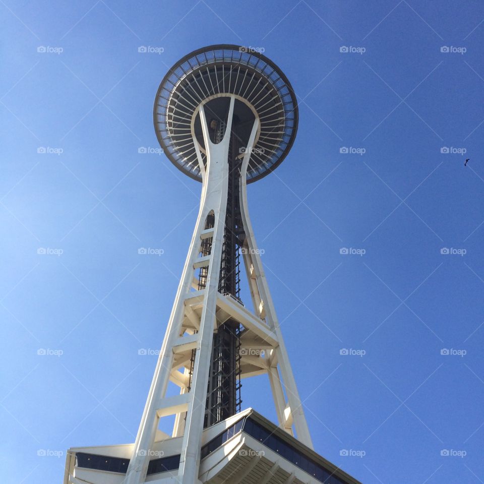 From below . Seattle space needle form below 