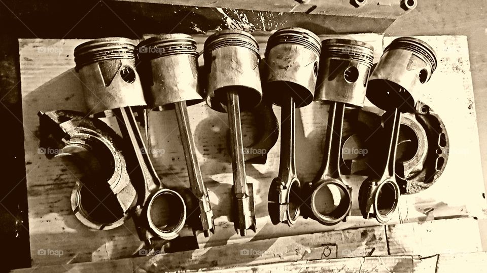 Pistons 'n rods