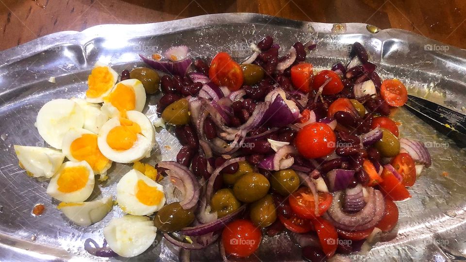 Salad: olives, cherry tomatoes, onion rings. Reloader Rabbar Boiled Eggs