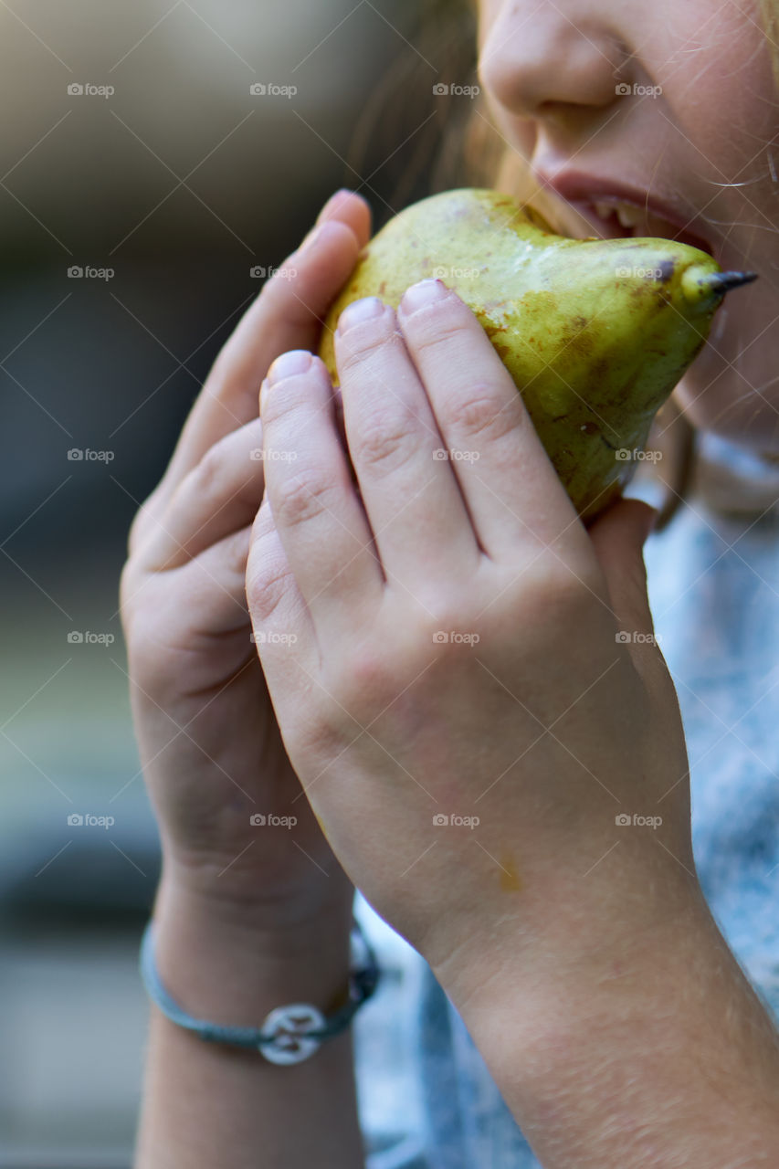 Eating a Pear