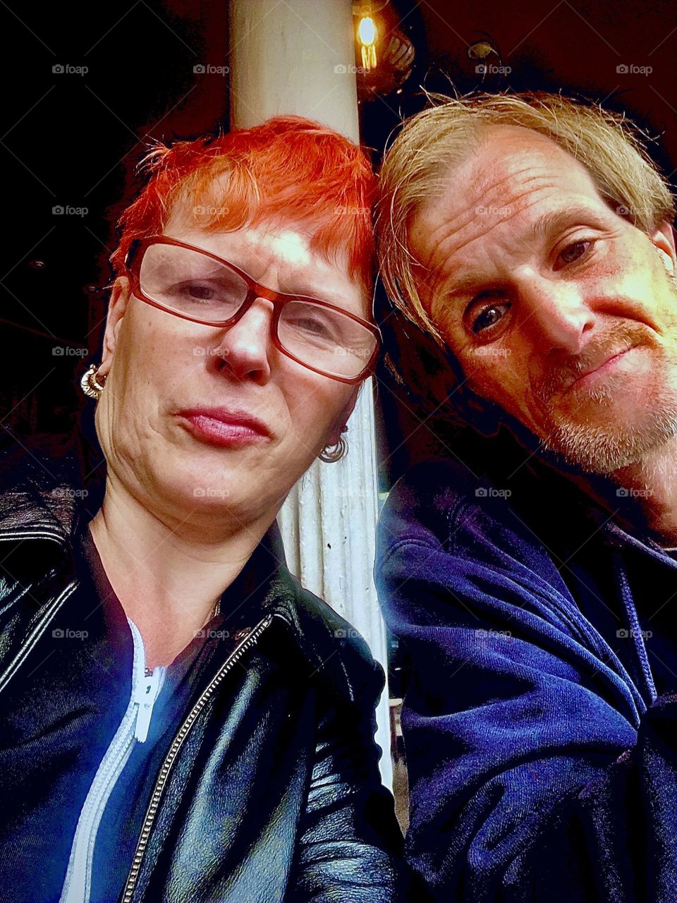 A portrait of us, „Petra Schiller“ and „Timothy Trespas“ in an outdoor café somewhere in Brooklyn, NY in 2019. Hypnotic Productions
