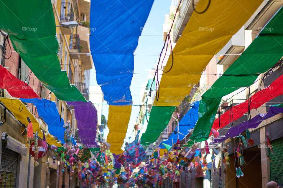 Ready for Fiestas de Gracia. Streets Decoration