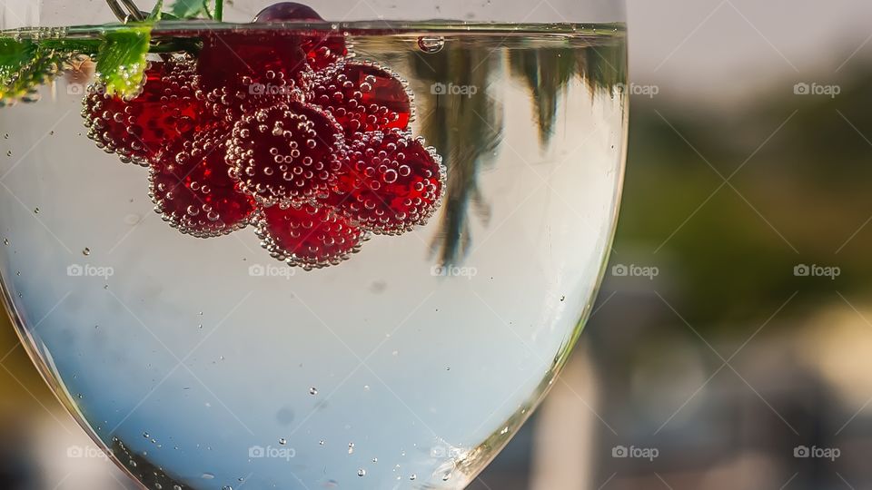 Bubble in transparent glass