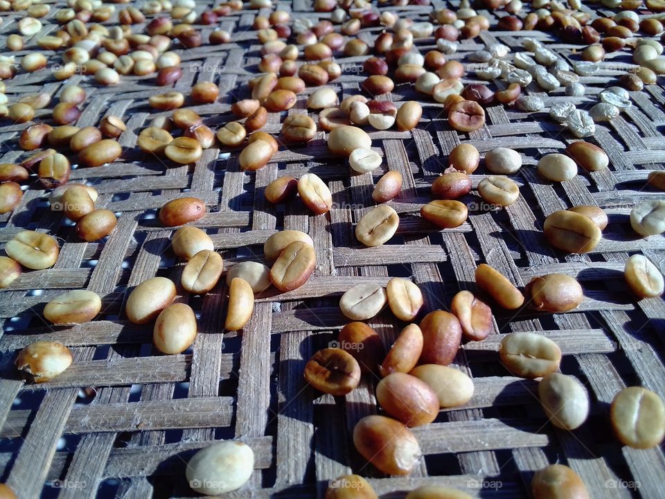 coffee beans , raw