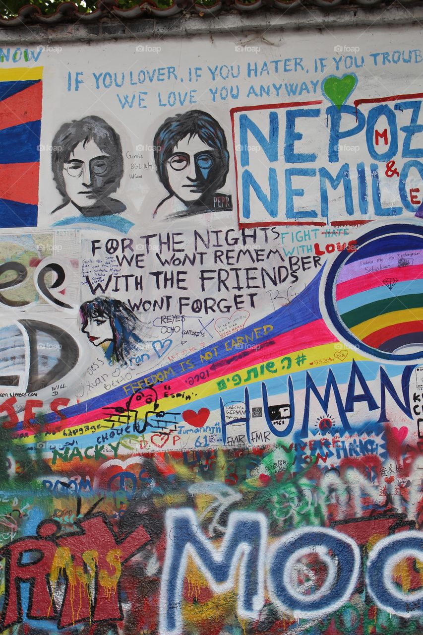 John Lennon wall, Prague