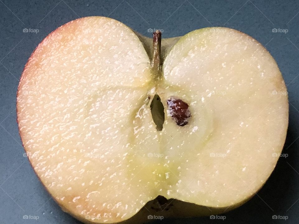 Apple sliced for a squirrel 