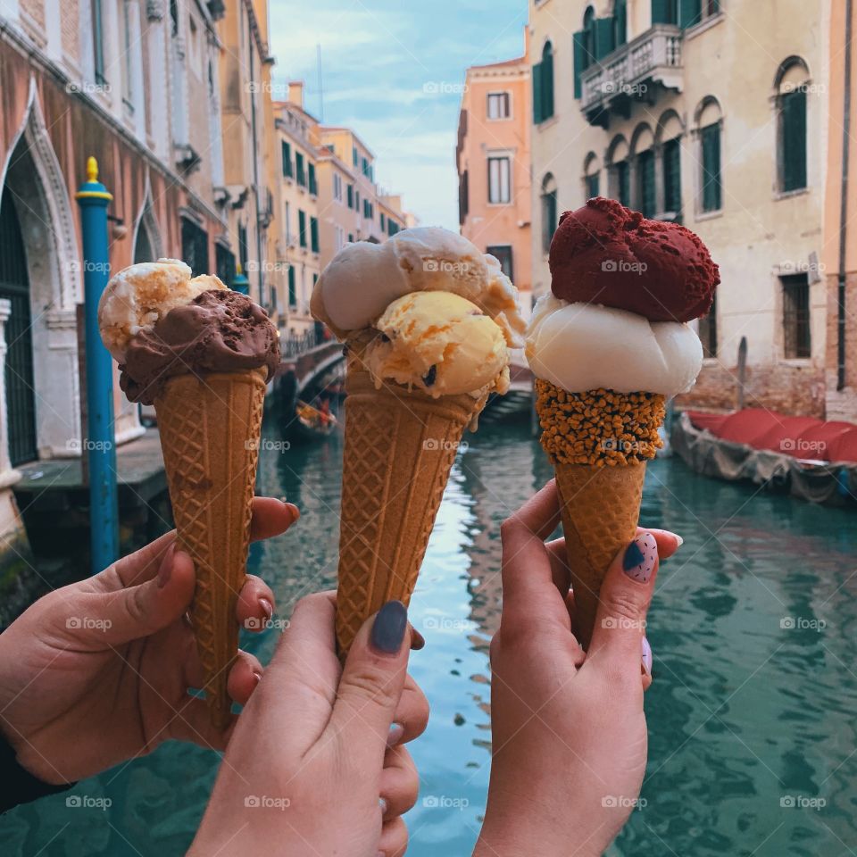Ice cream with friends in Venice 