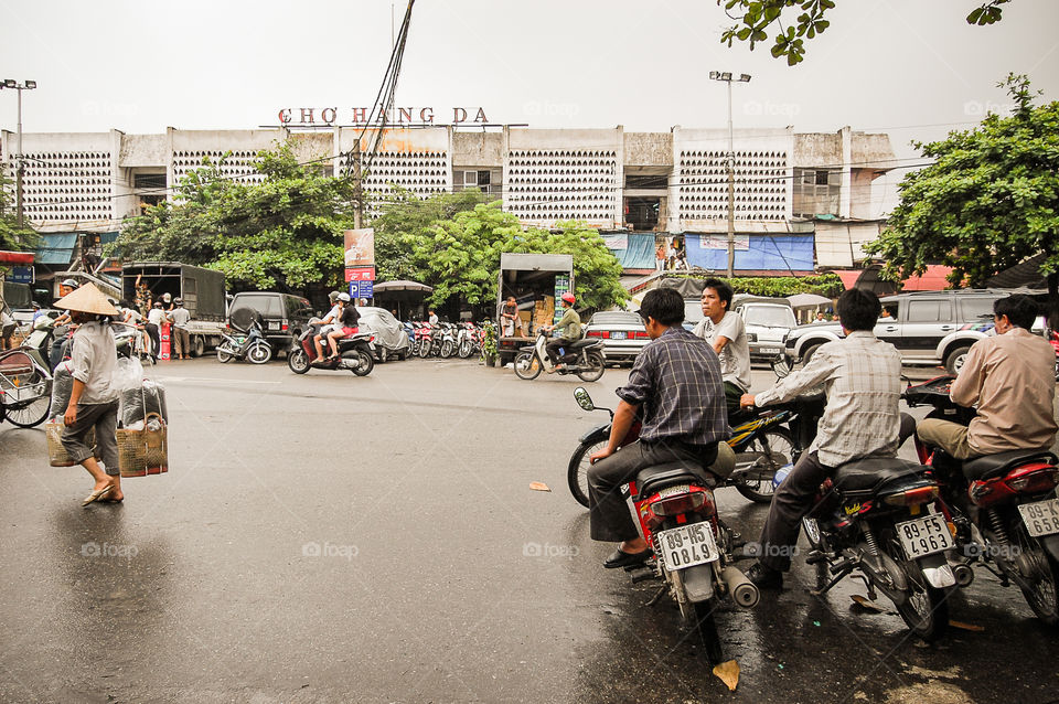 Market in Ha Noi