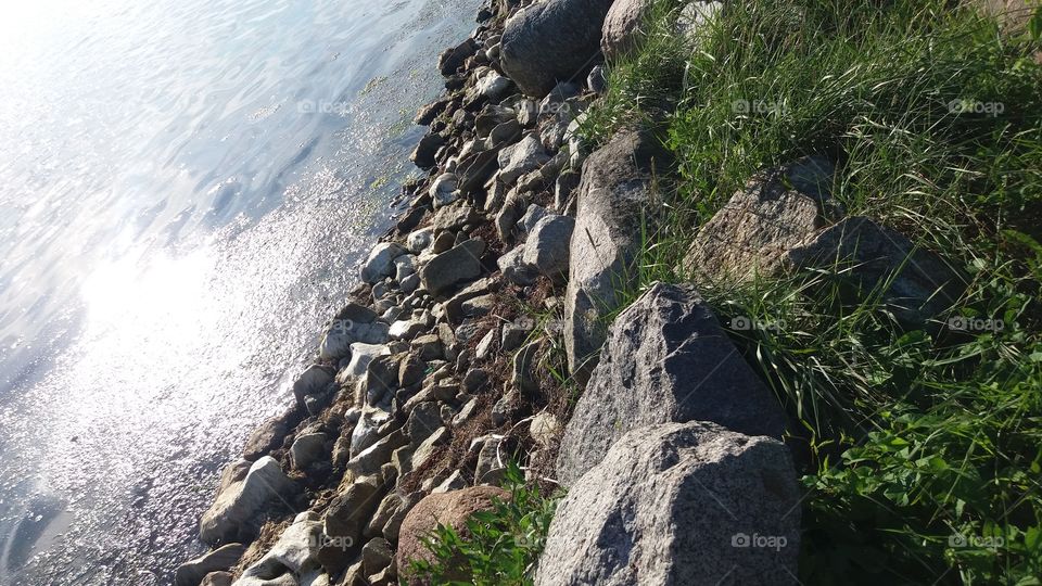 I don't know why but I like this photo 😂